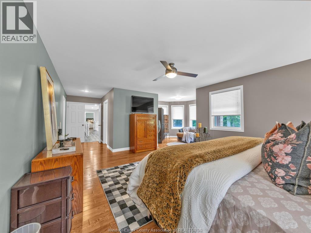 205 WOODLAND DRIVE - 43