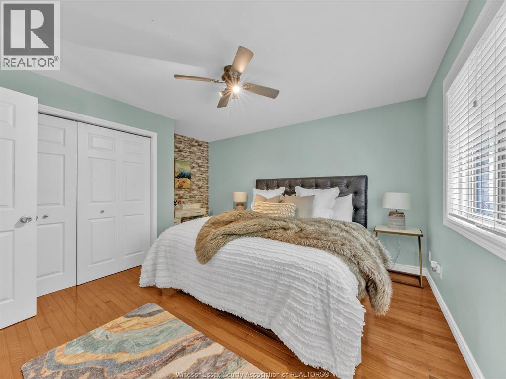 205 WOODLAND DRIVE - 35