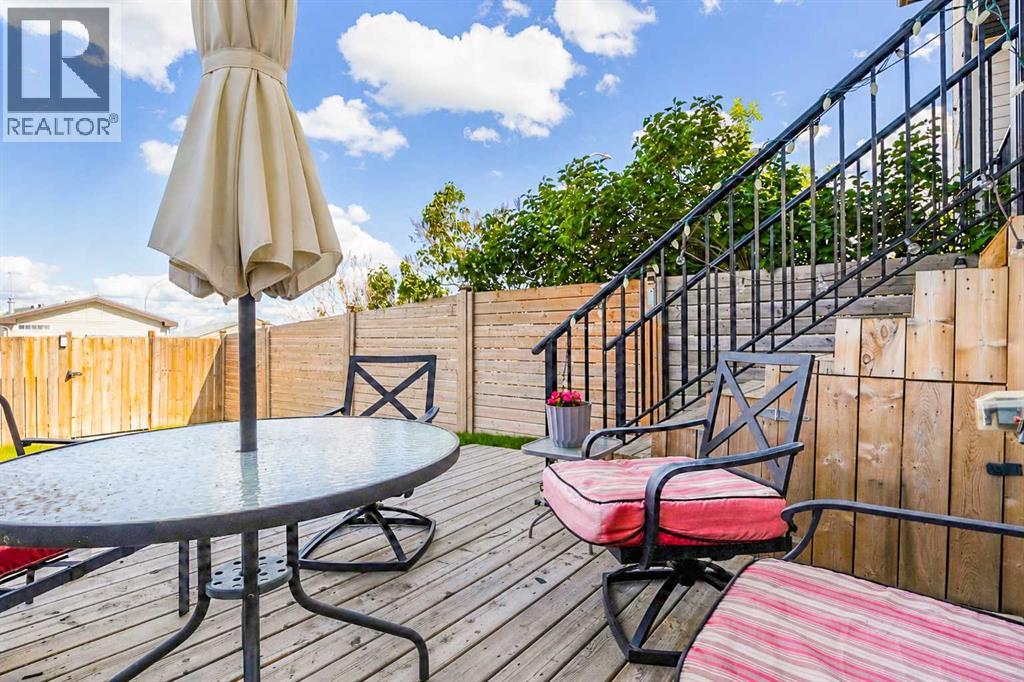 306 17 Street E — photo 41