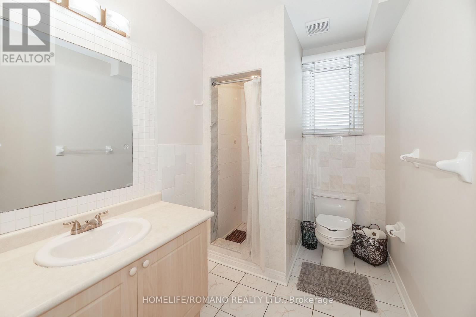 25 BEDELL CRESCENT - 30