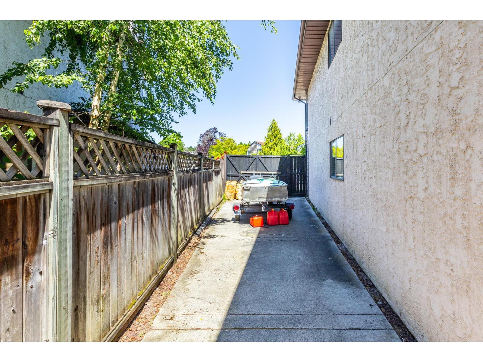 2266 WILLOUGHBY WAY, Langley