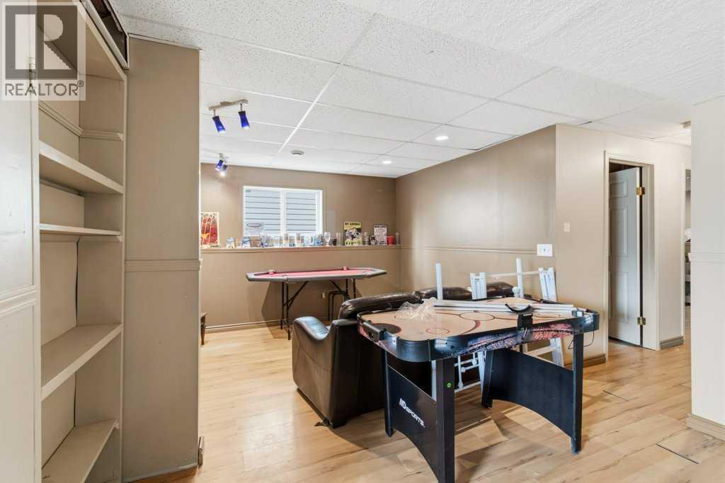Listing photo – 28 Hunter Road, Sylvan Lake