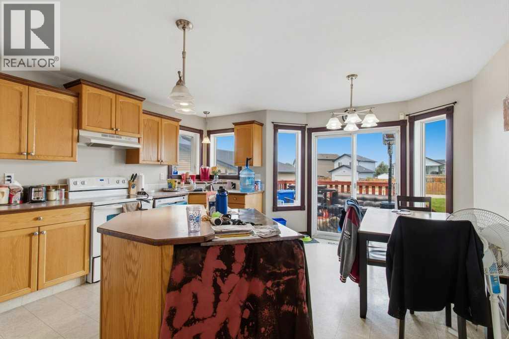 Listing photo – 28 Hunter Road, Sylvan Lake