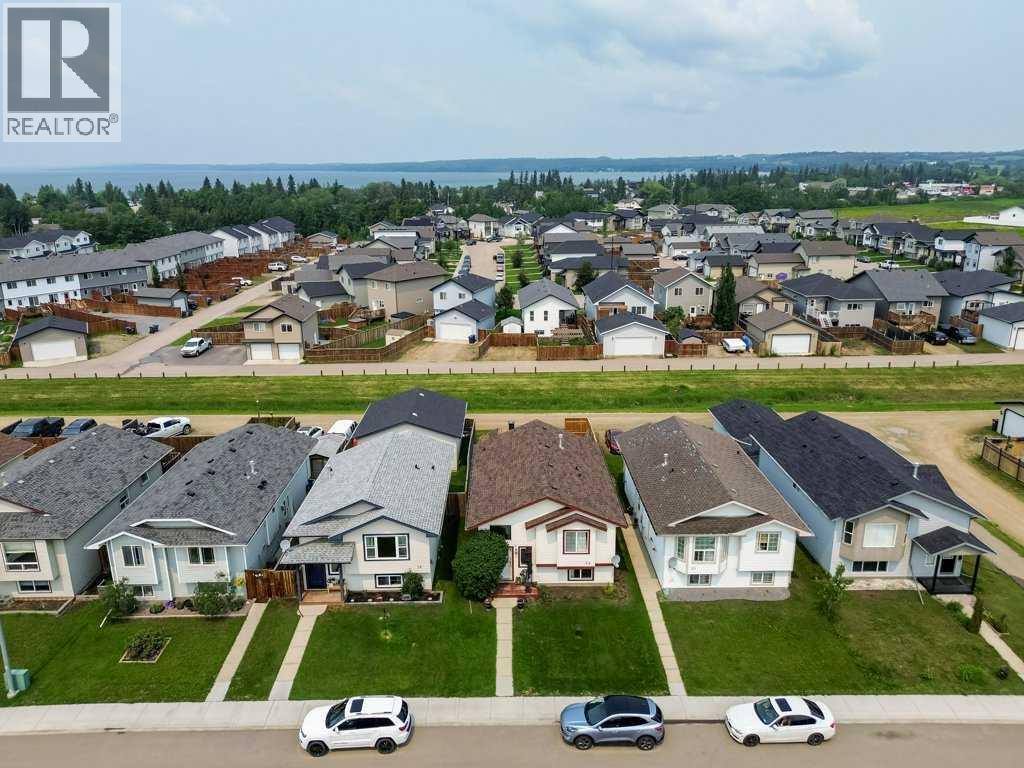 Listing photo – 28 Hunter Road, Sylvan Lake