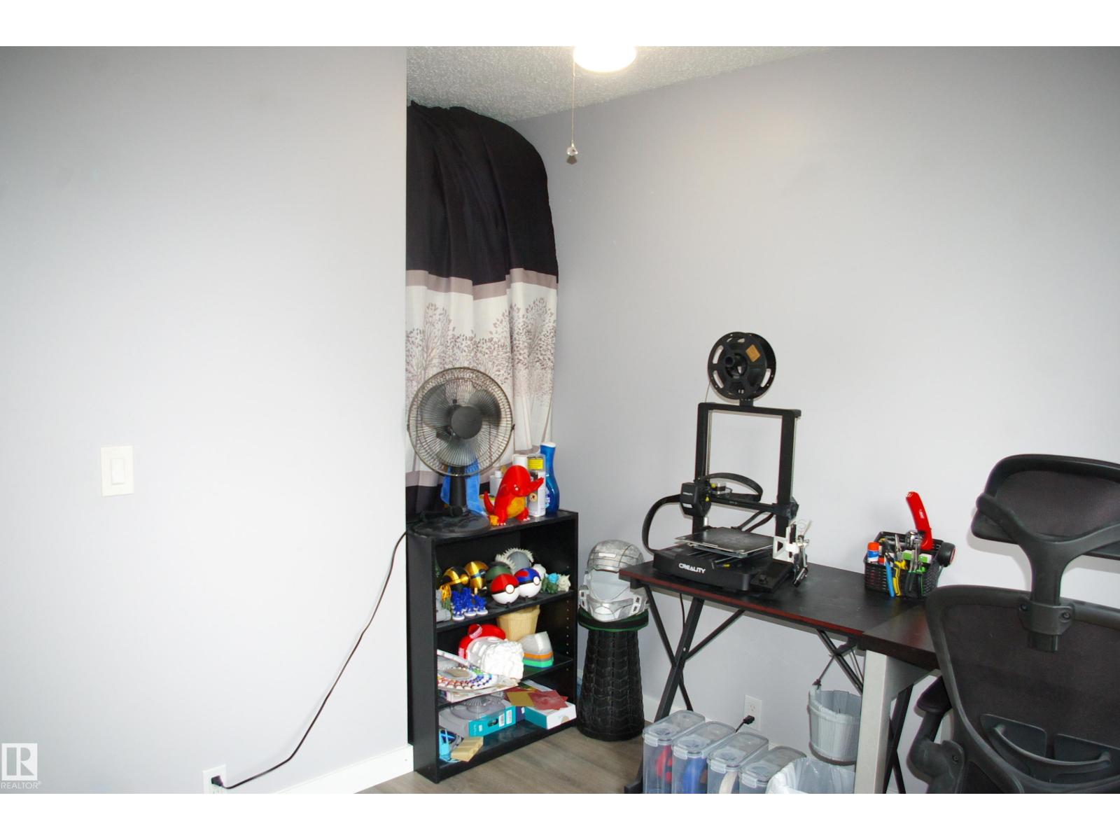 47 BIRCH DR — photo 22