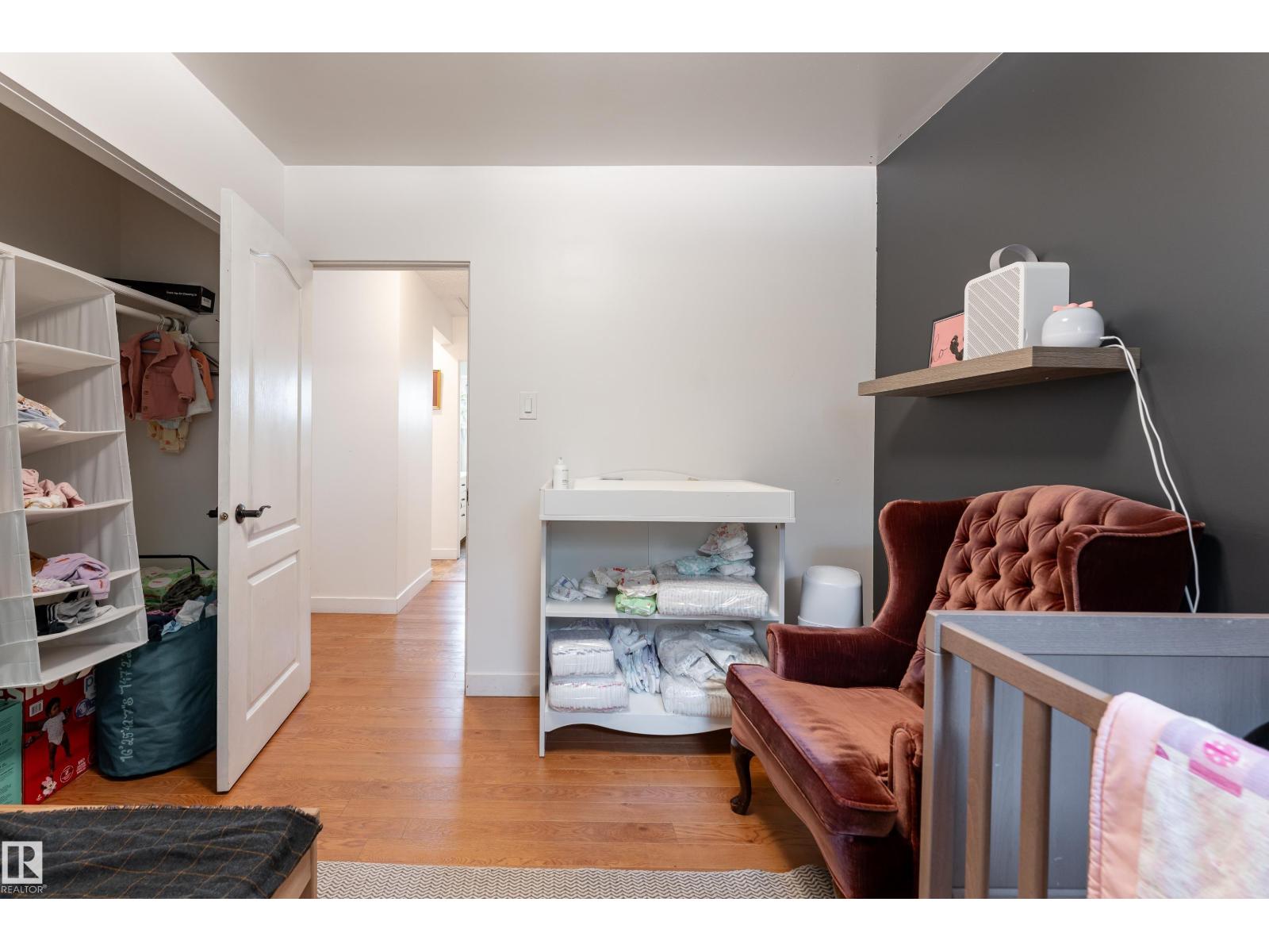13616 137 ST NW - 16