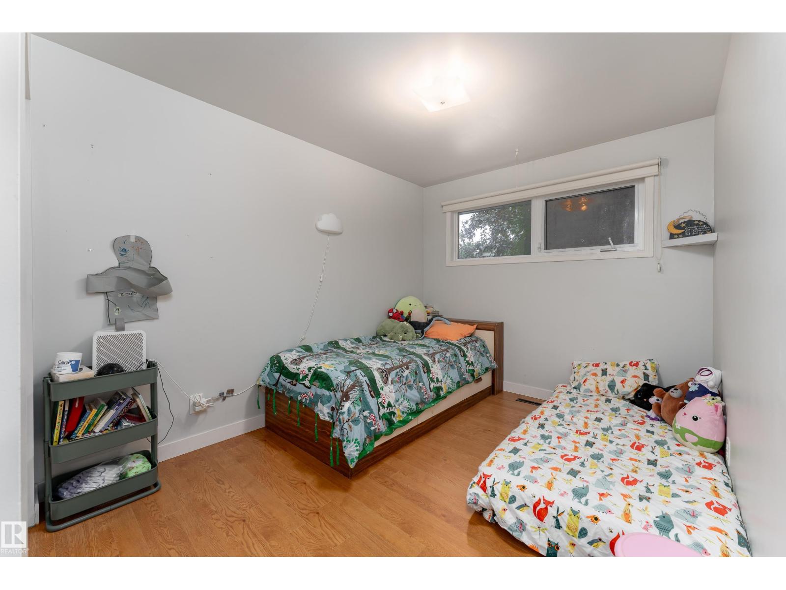 13616 137 ST NW - 17