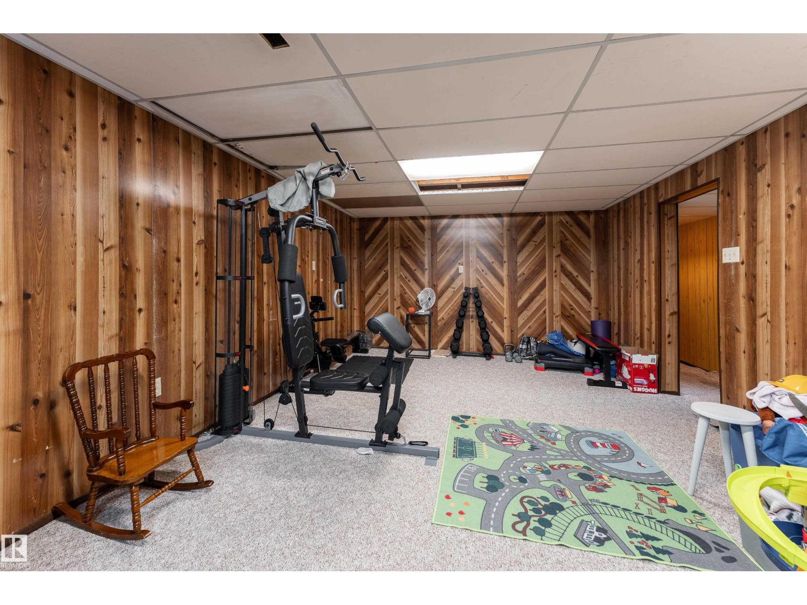 13616 137 ST NW - 26
