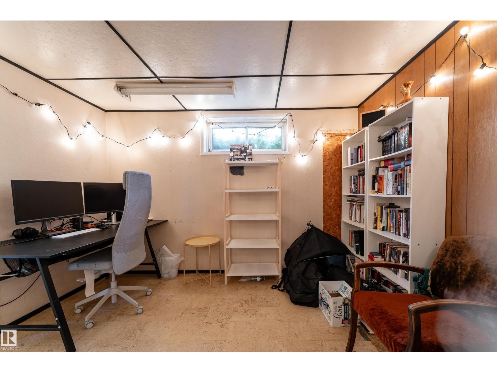 13616 137 ST NW - 31