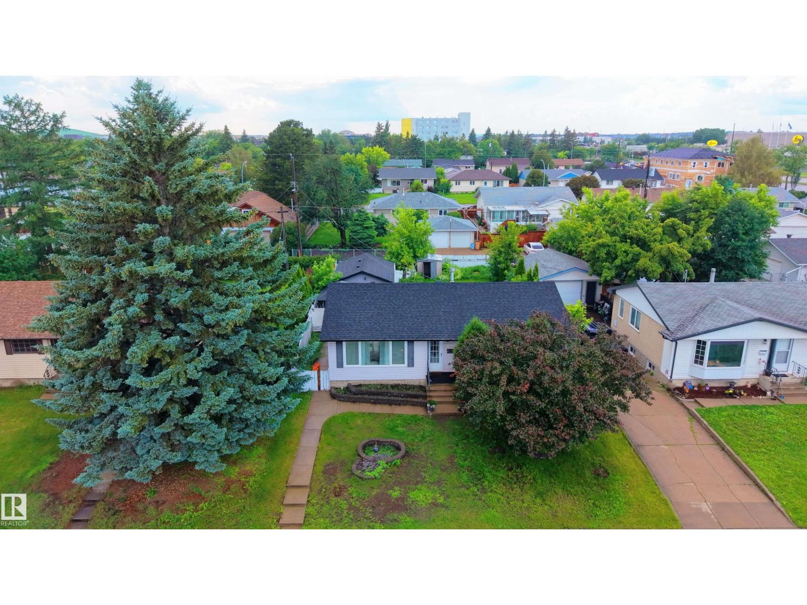 13616 137 ST NW - 43