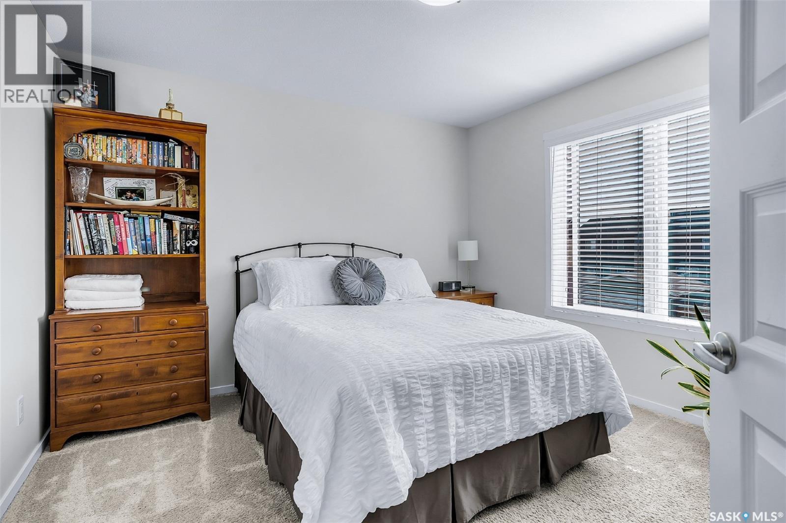 #4238 Brighton CIRCLE - 15