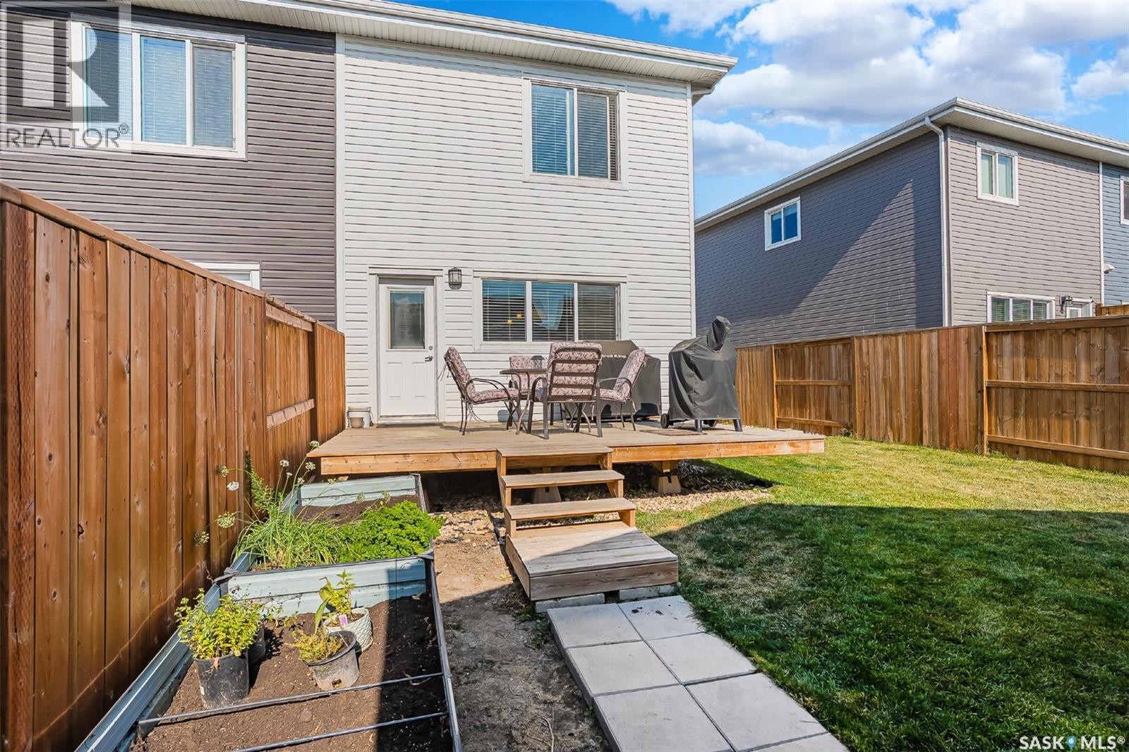 #4238 Brighton CIRCLE - 29