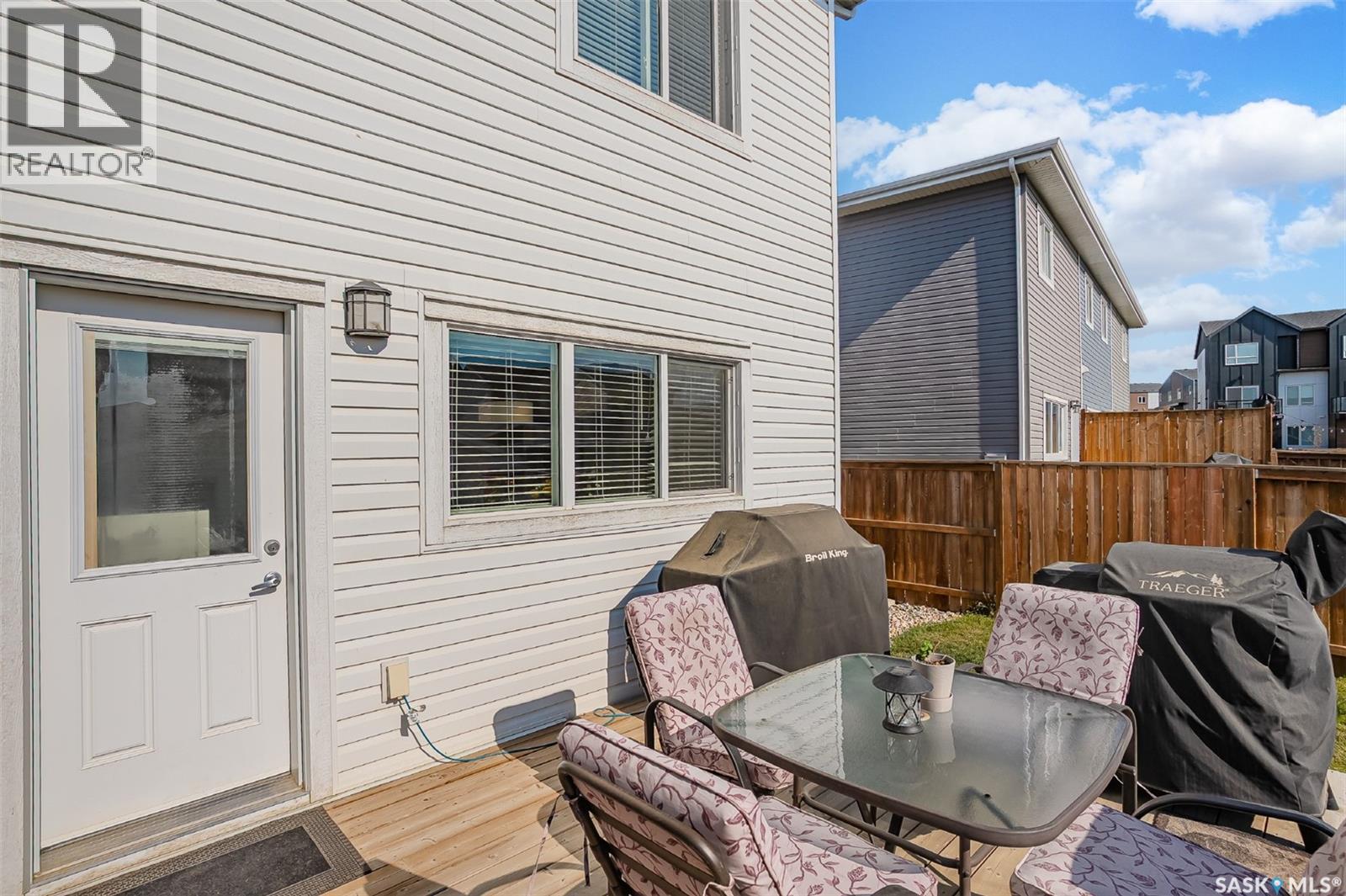 #4238 Brighton CIRCLE - 33