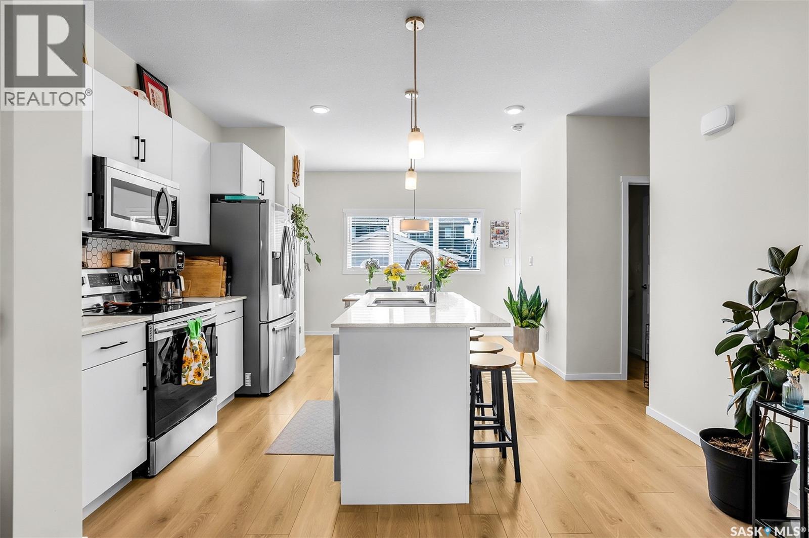 #4238 Brighton CIRCLE - 7