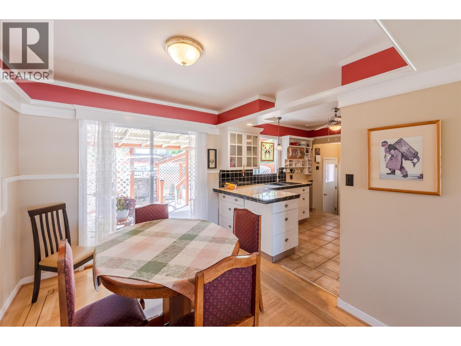 76 Huth Avenue - 9