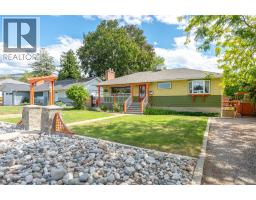  76 Huth Avenue, Penticton