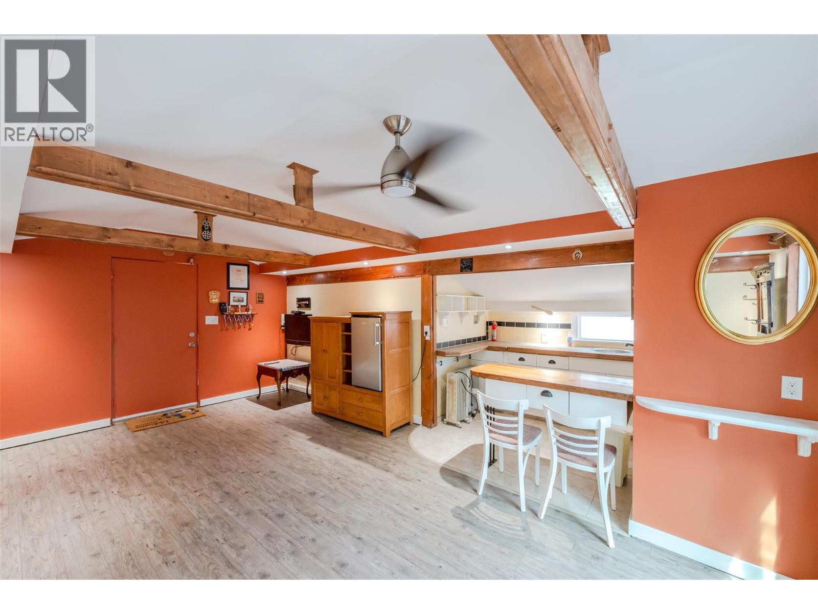 76 Huth Avenue - 50