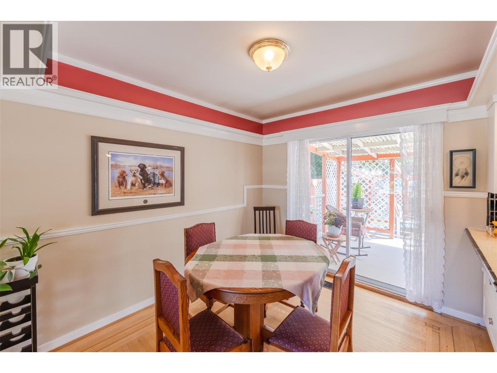 76 Huth Avenue - 11