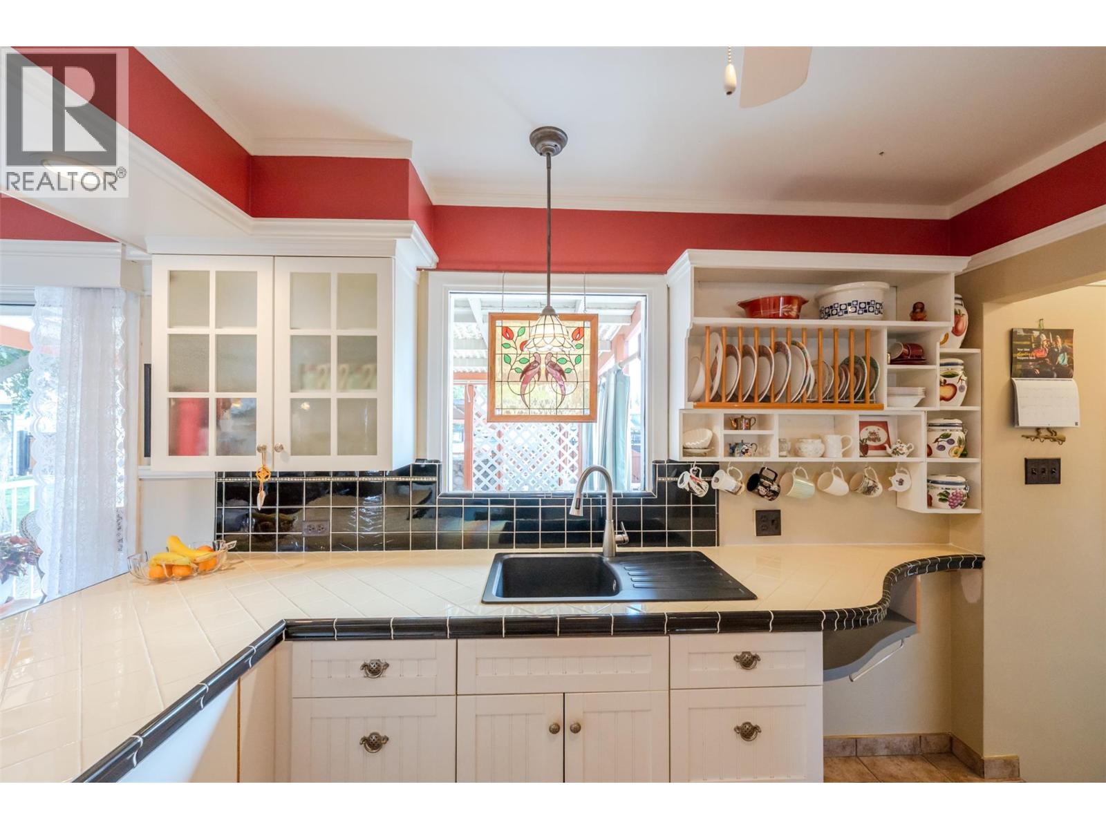 76 Huth Avenue - 16