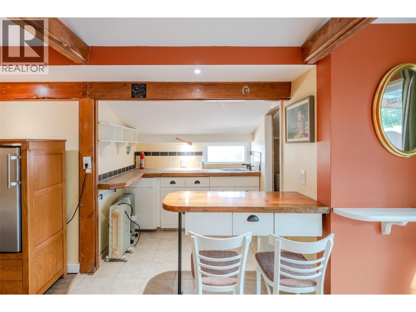 76 Huth Avenue - 51