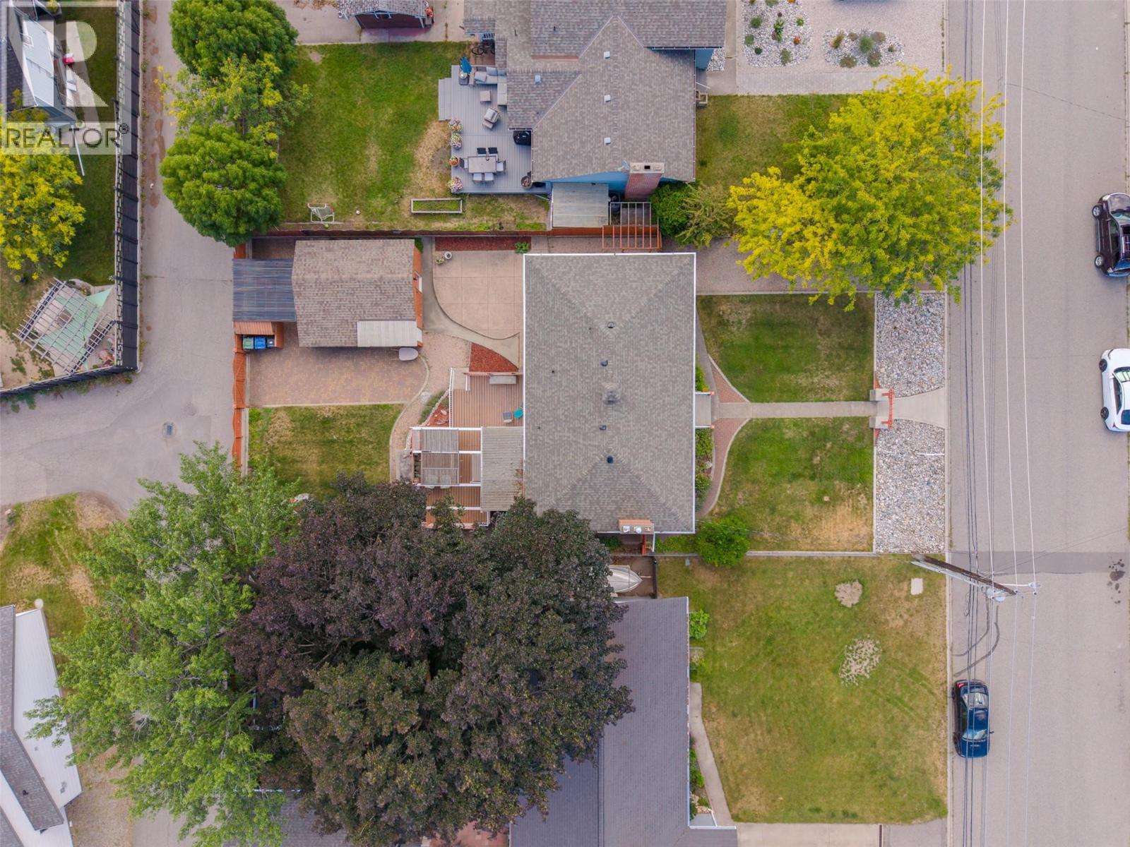 76 Huth Avenue - 4