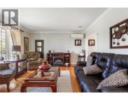 Living room - 5519 Route 117, Baie Sainte Anne, NB E9A1E6 Photo 10