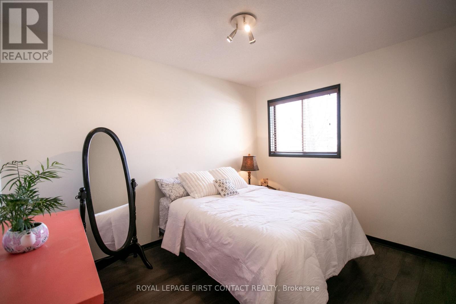 13 IRWIN DRIVE - 30