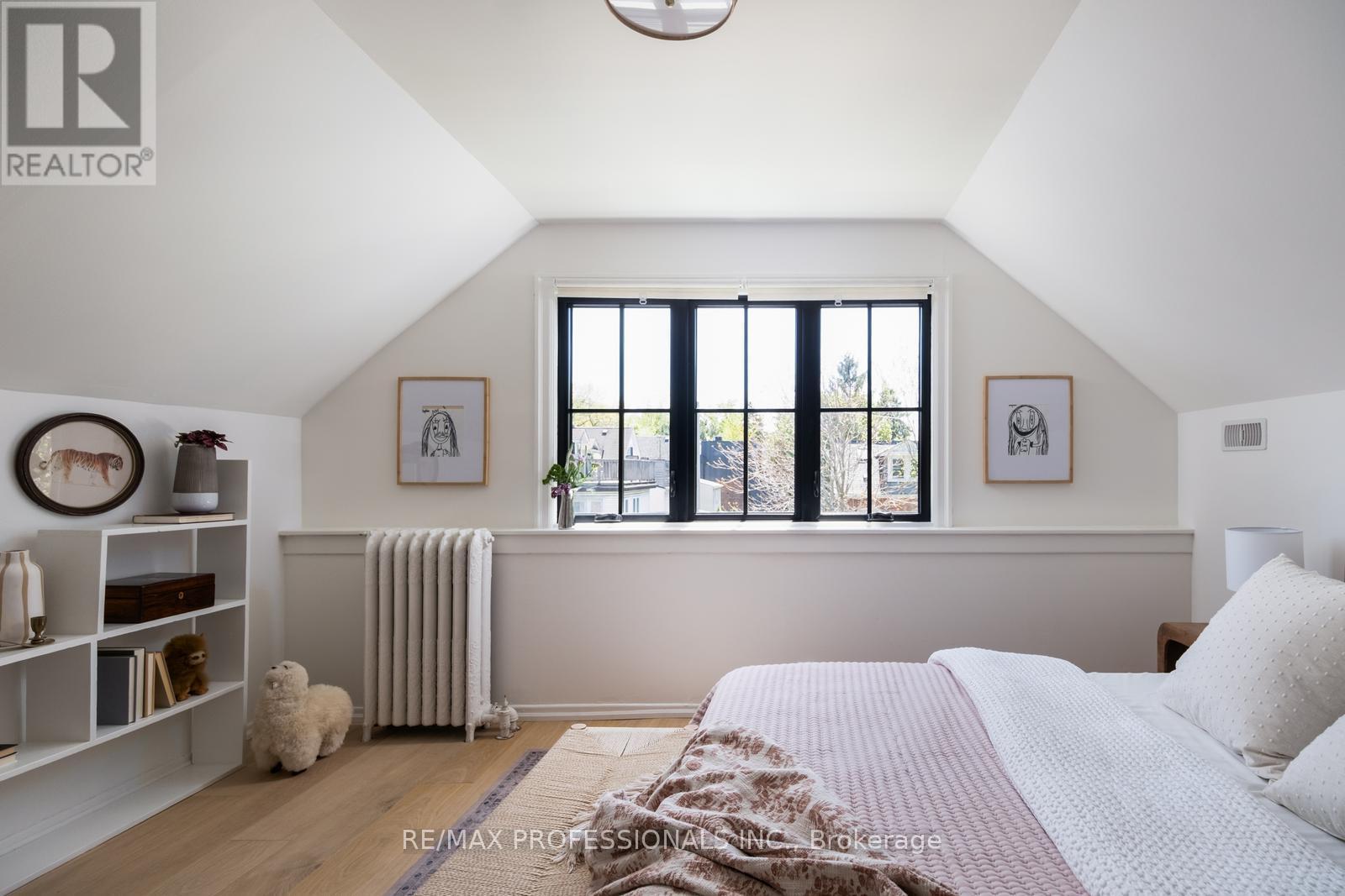 286 WRIGHT AVENUE - 33