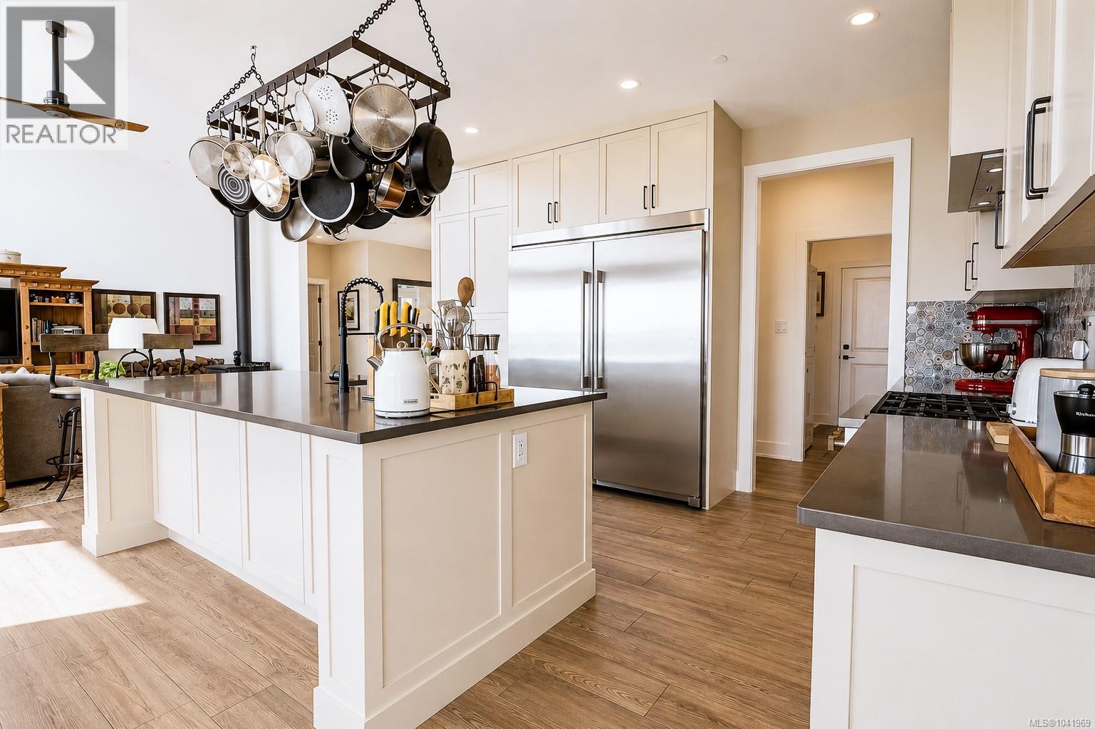 4030 Ridgeline Dr - 10