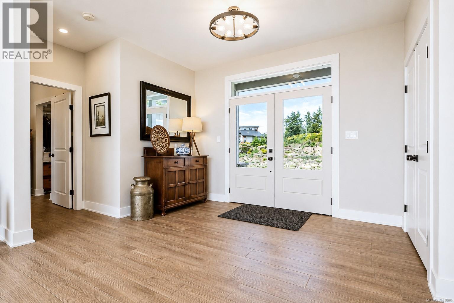 4030 Ridgeline Dr - 24