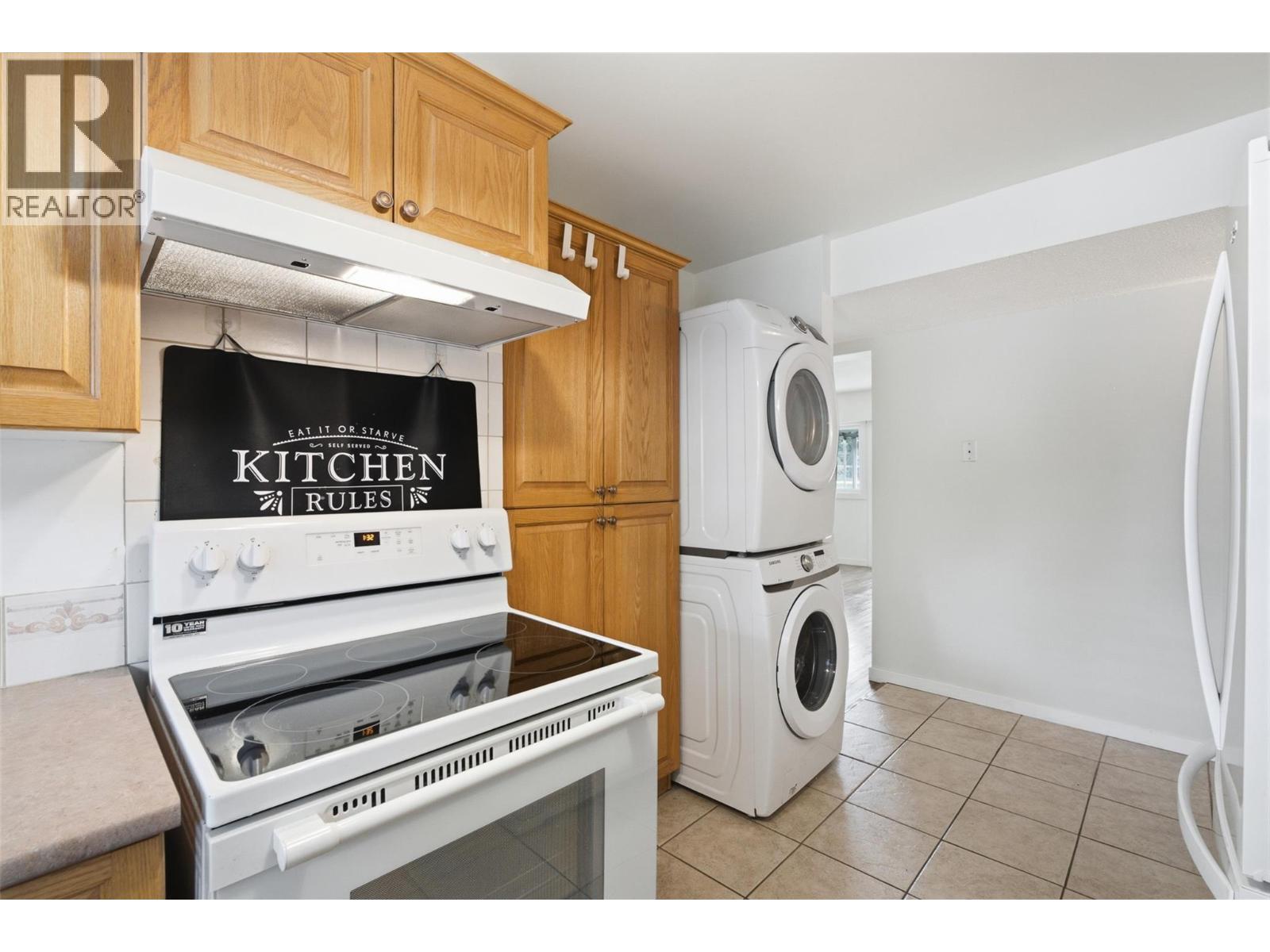 #5 249 Kitchener Crescent - 13