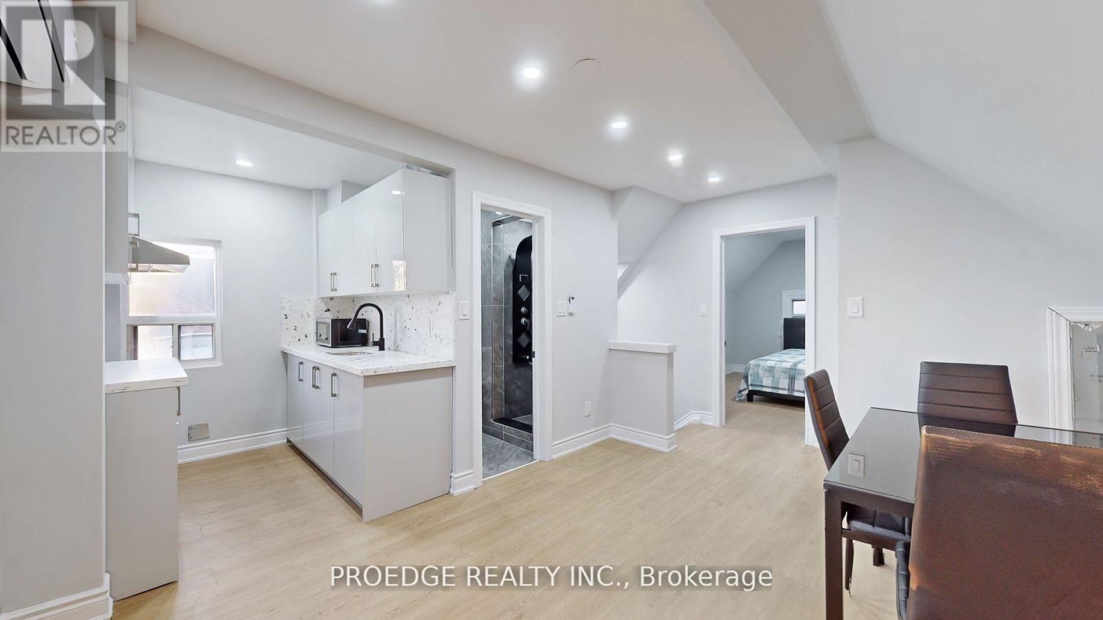 177 WALLACE AVENUE - 25