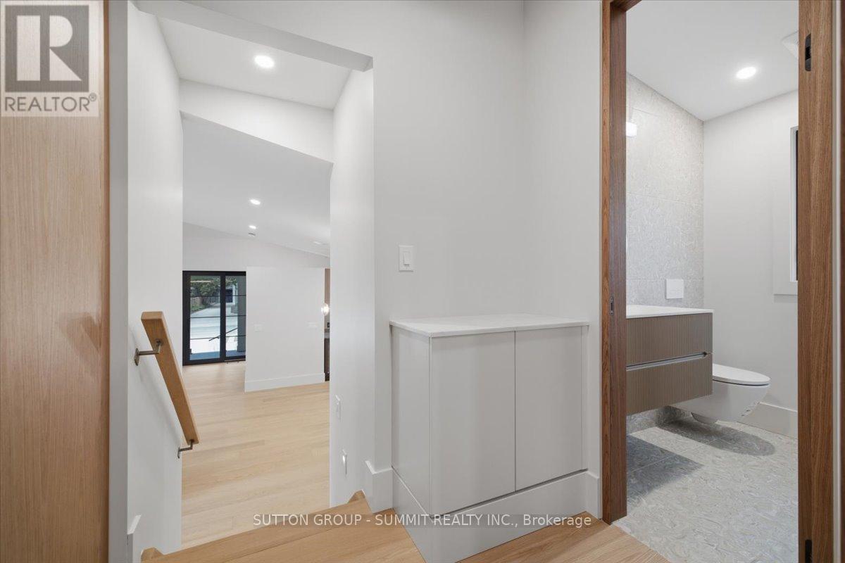160 ALLAN STREET - 12