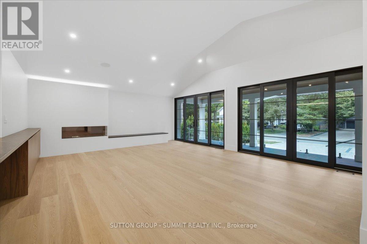 160 ALLAN STREET - 5
