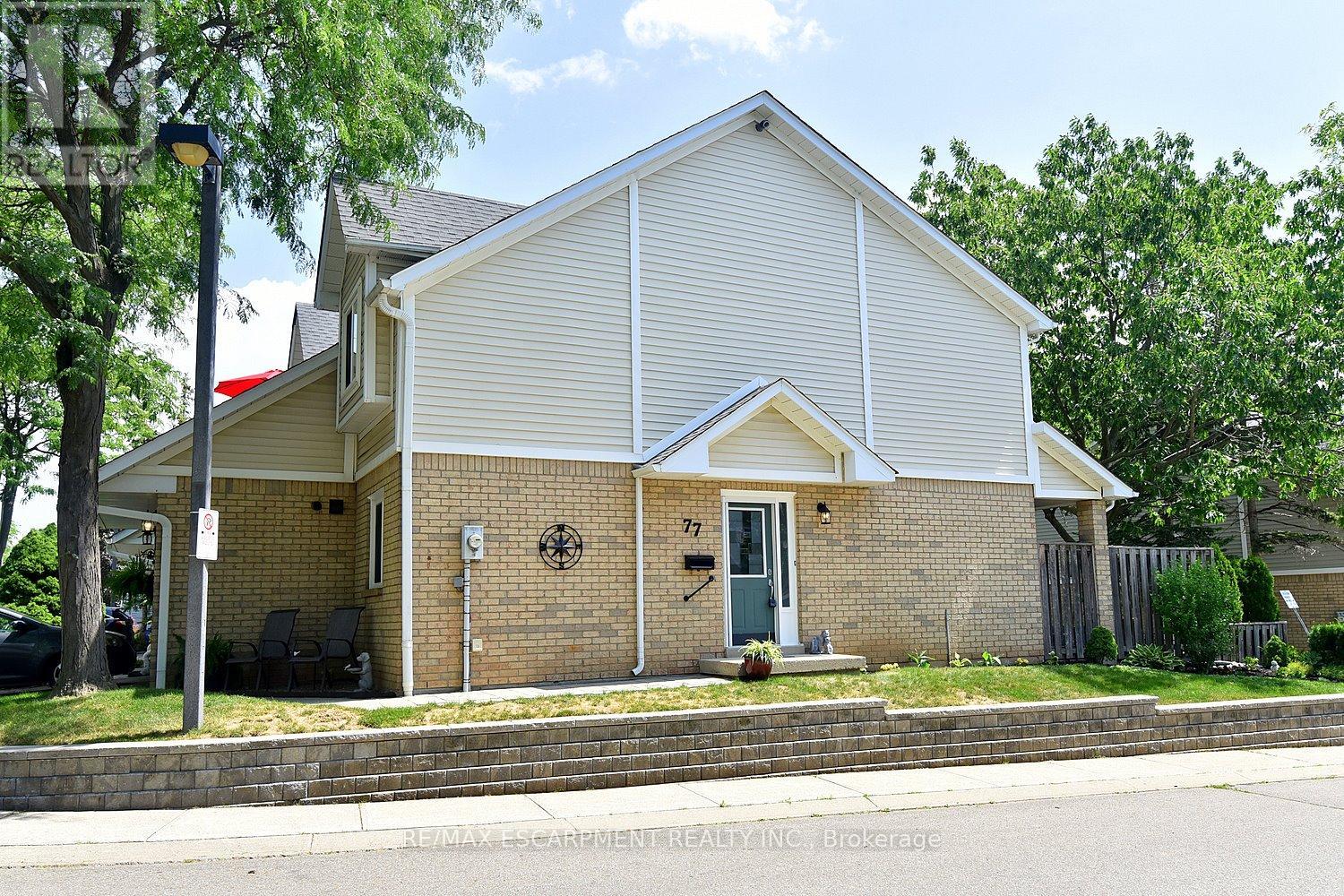 #77 2530 NORTHAMPTON BOULEVARD - 39