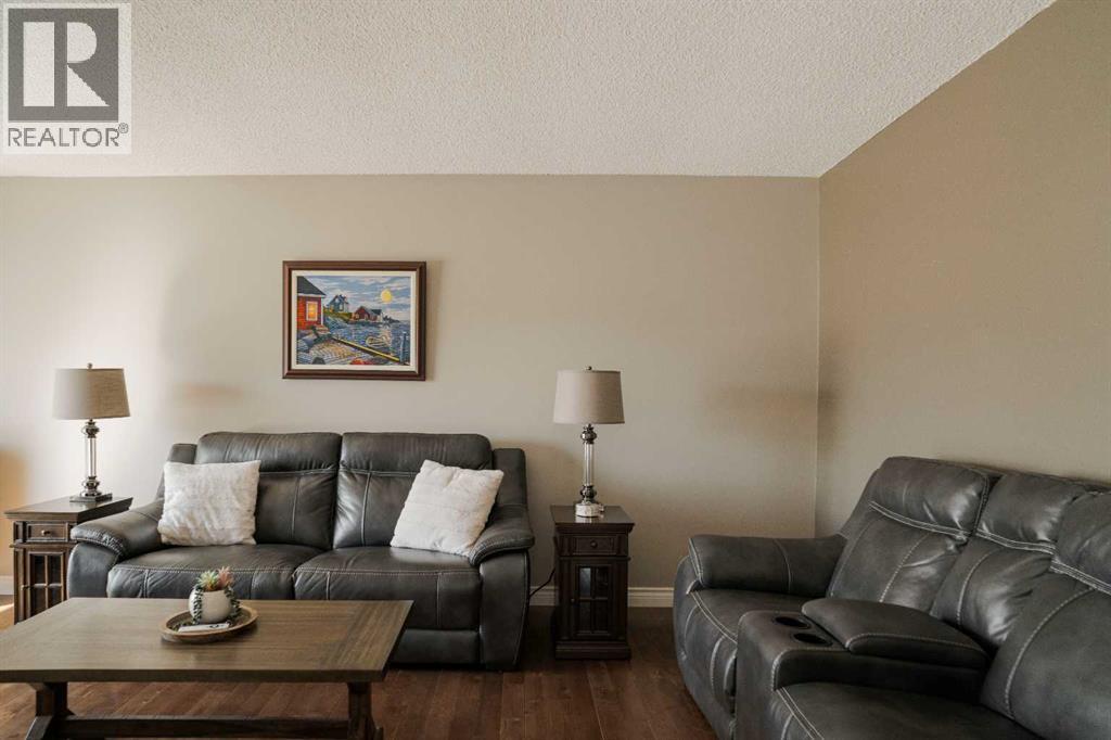 170 Fullerton Drive - 8