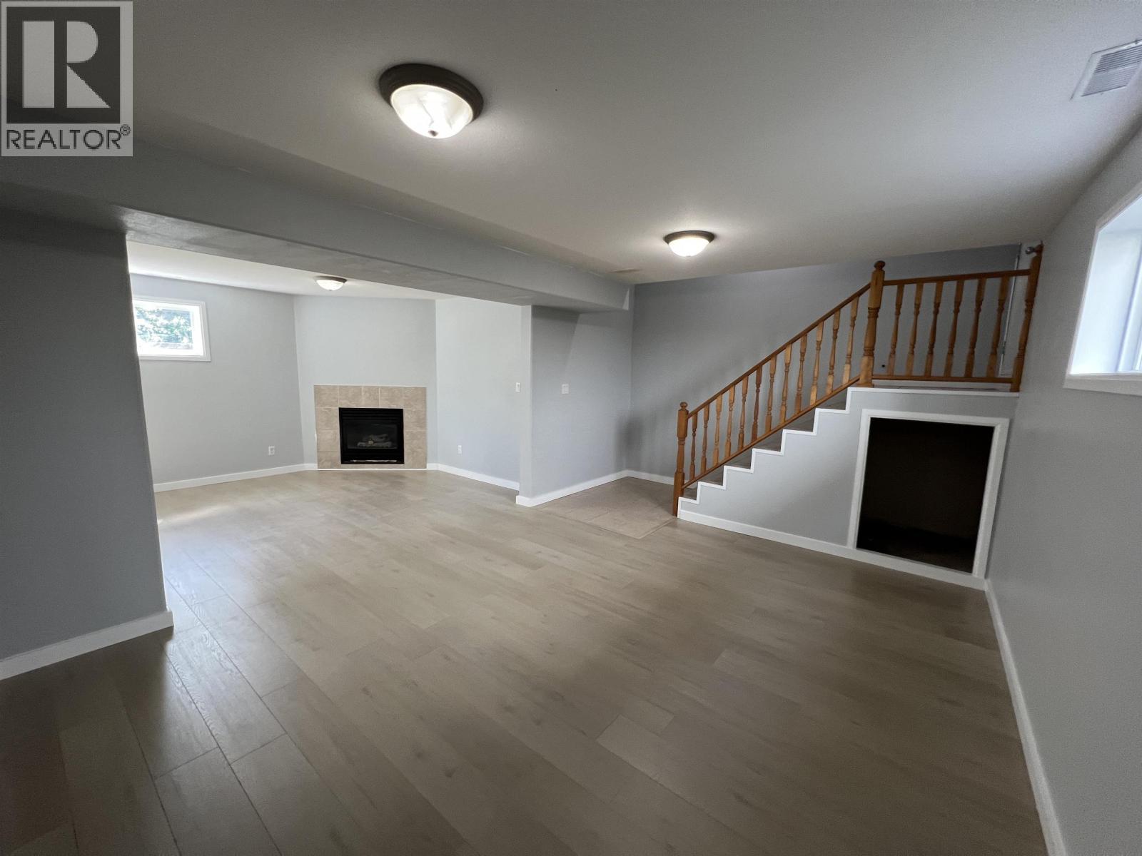 5213 HALLMARK CRESCENT - 18
