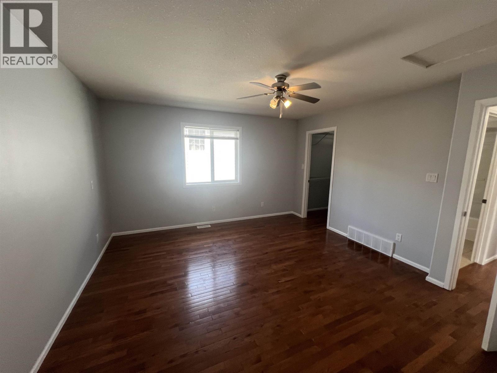 5213 HALLMARK CRESCENT - 12