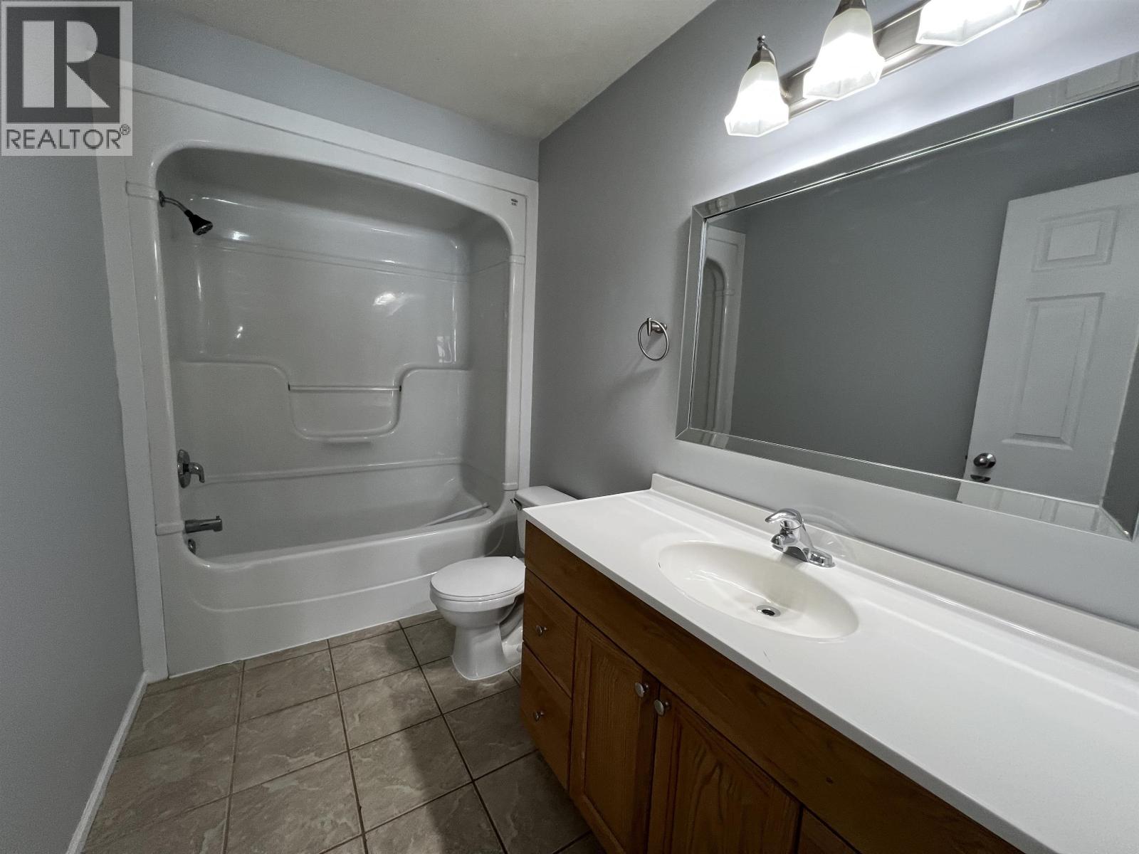 5213 HALLMARK CRESCENT - 14