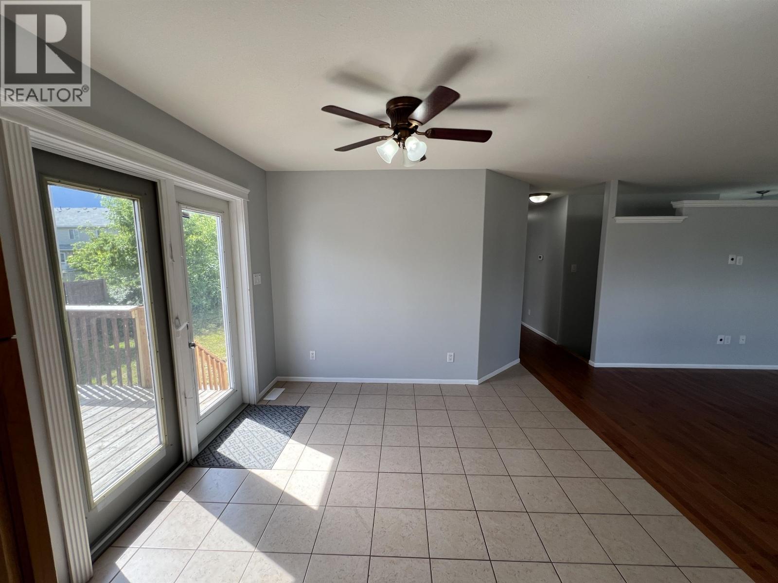 5213 HALLMARK CRESCENT - 10