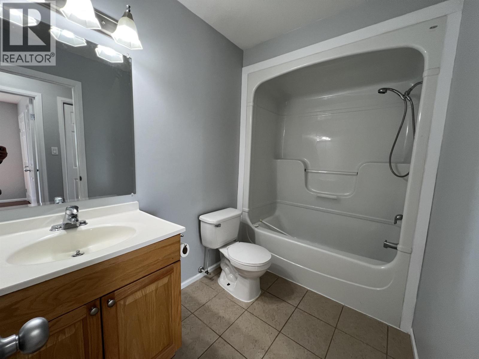 5213 HALLMARK CRESCENT - 16