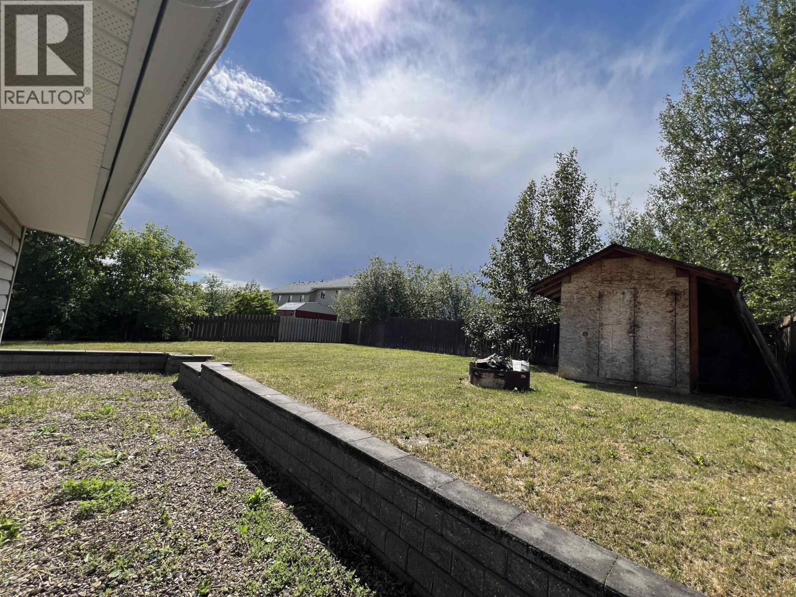 5213 HALLMARK CRESCENT - 30