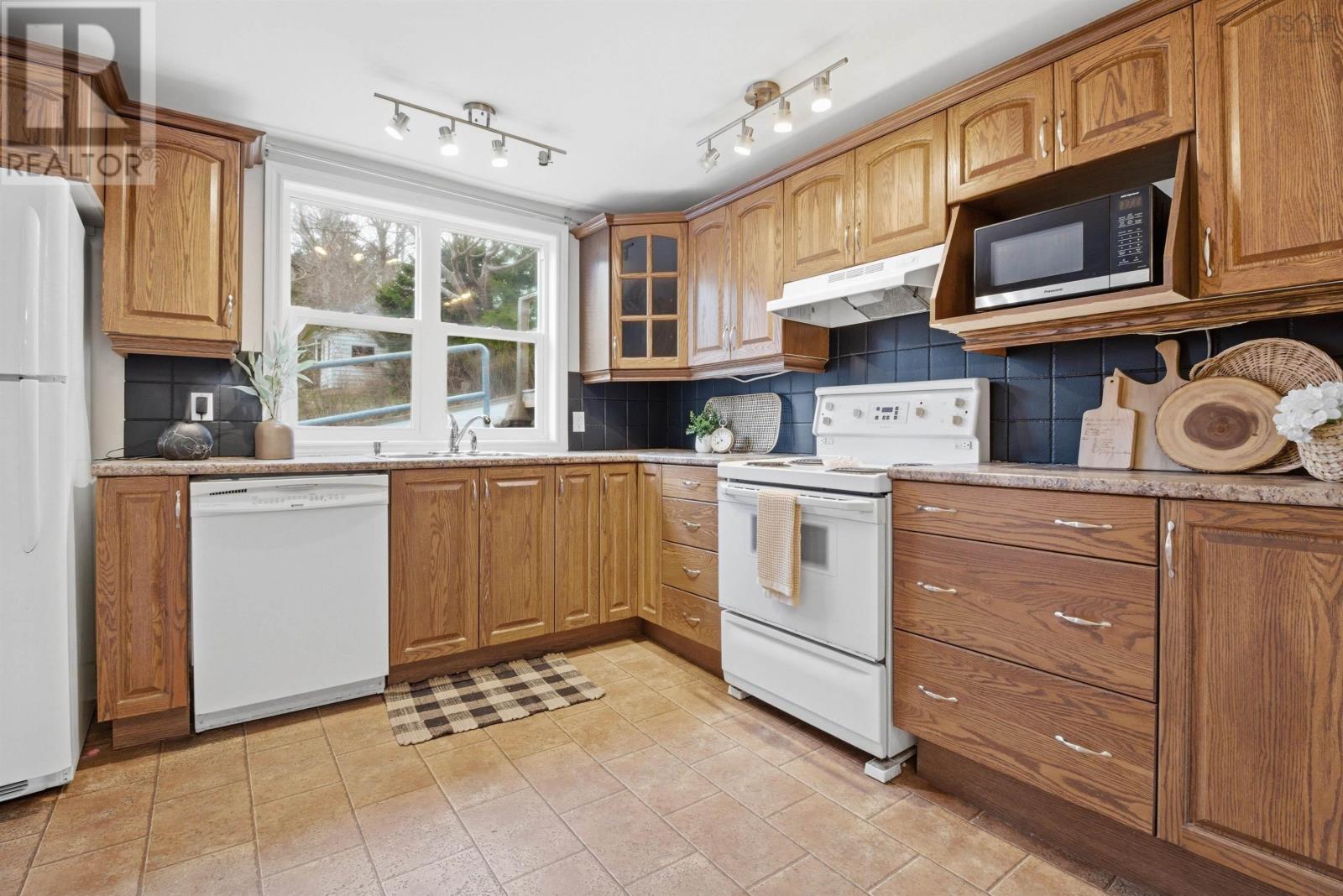 9 Maplewood Drive - 18