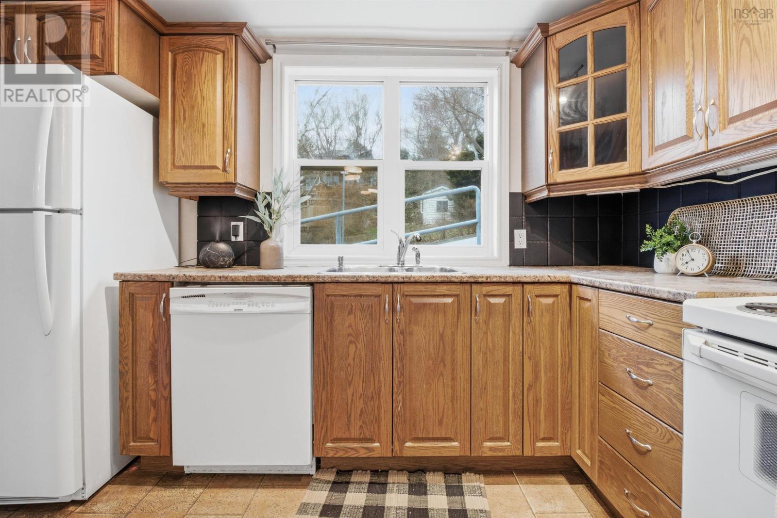 9 Maplewood Drive - 19