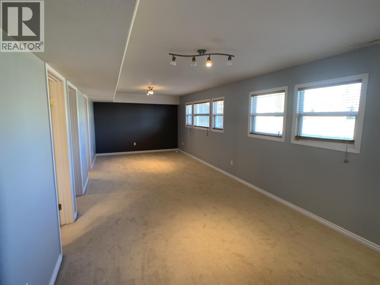 #B 4609 BOUNDARY ROAD - 25
