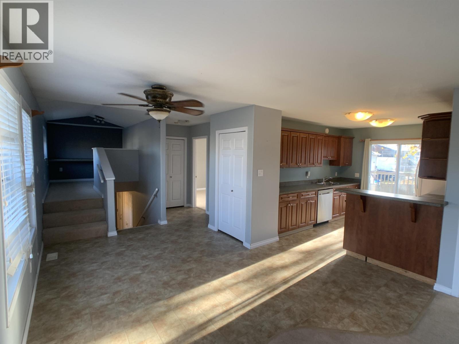 #B 4609 BOUNDARY ROAD - 6