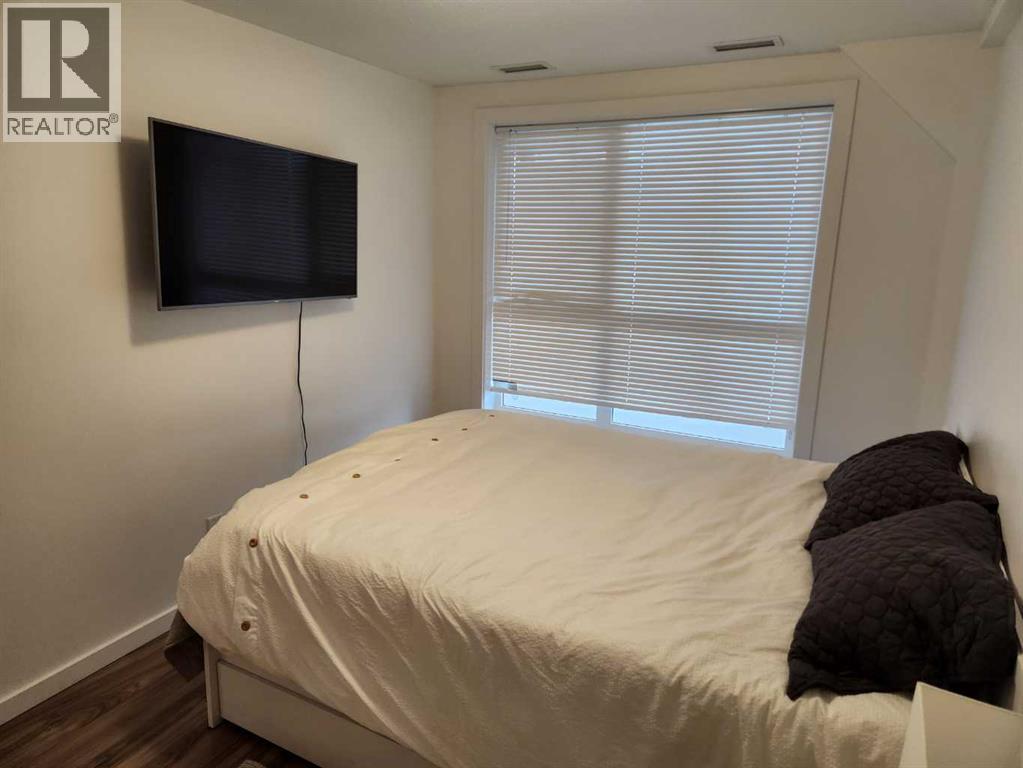 #303 1629 38 Street SW - 12