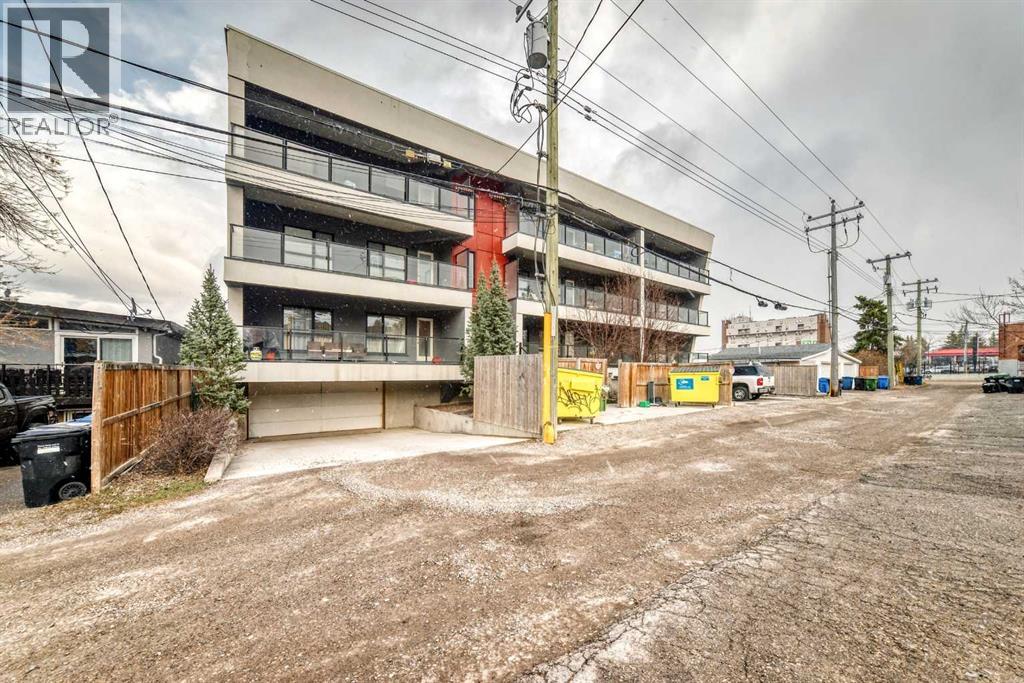 #303 1629 38 Street SW - 31