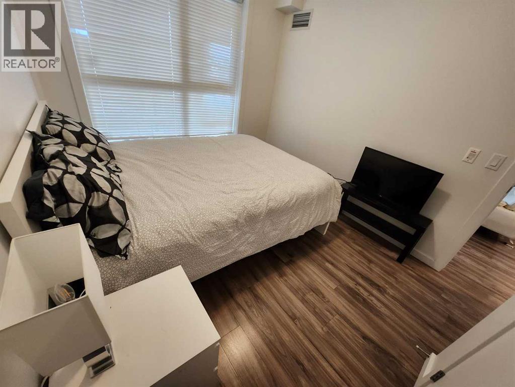 #303 1629 38 Street SW - 10