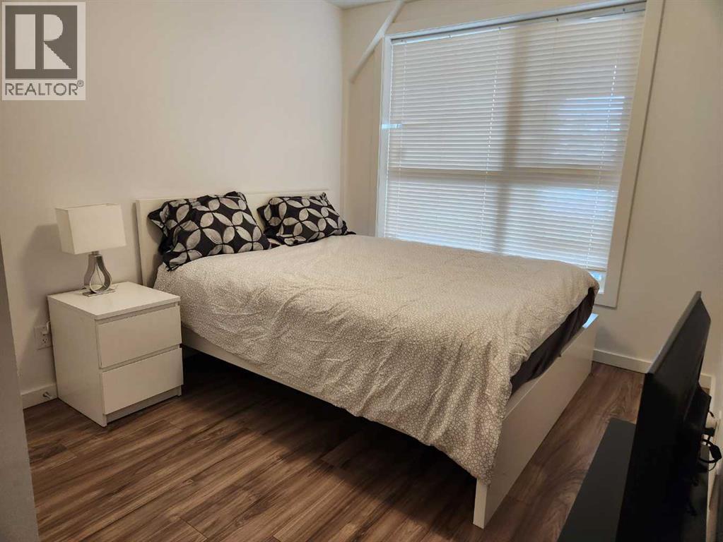 #303 1629 38 Street SW - 9